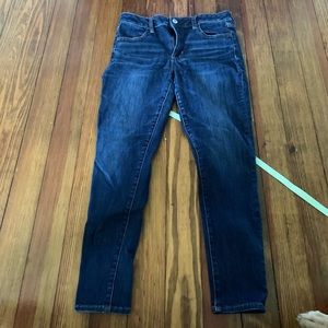 size 10 American Eagle Skinny Jeans, short